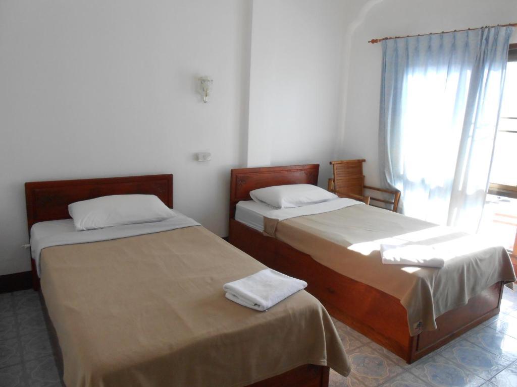 Chanthasom Guesthouse Ban Nongdouang Extérieur photo