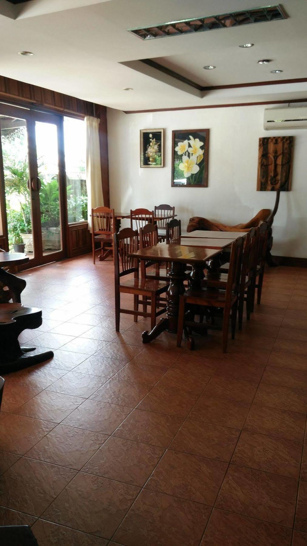 Chanthasom Guesthouse Ban Nongdouang Extérieur photo